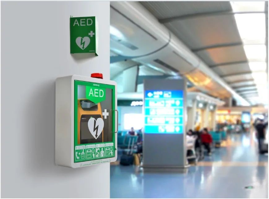 机场AED普及已见成效，学校、企业、工厂除颤仪也在加紧部署中
