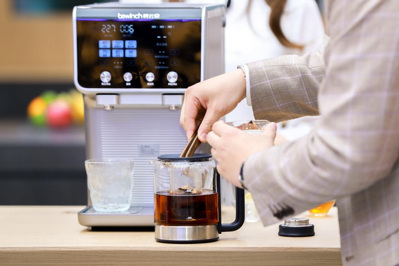 碧云泉台式智能茶艺净水机，用净水改善饮茶口感