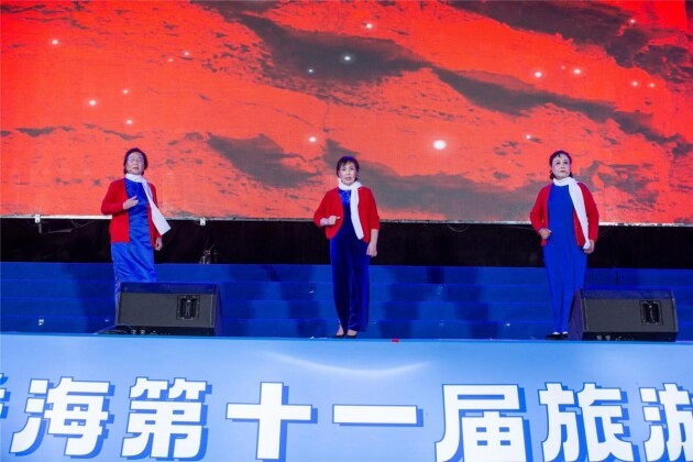 那香海第八届社区文化节业主专场晚会举办 精彩节目点亮夏日之夜